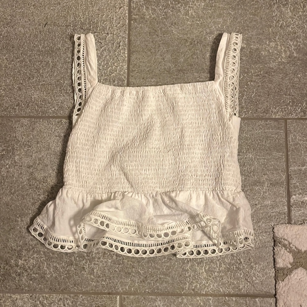 WHITE CUTE TANK